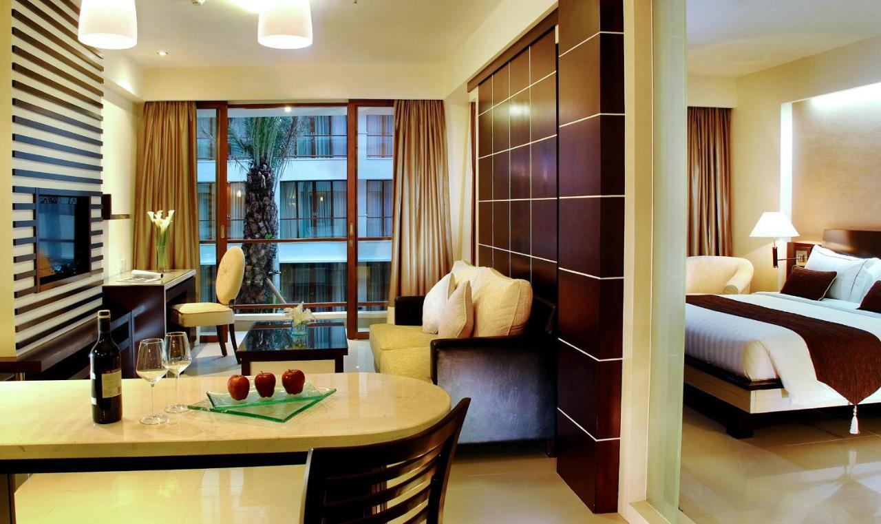 แอสตัน คูตา โฮเต็ล แอนด์ เรสซิเดนซ์ Hotel กูตา ภายนอก รูปภาพ