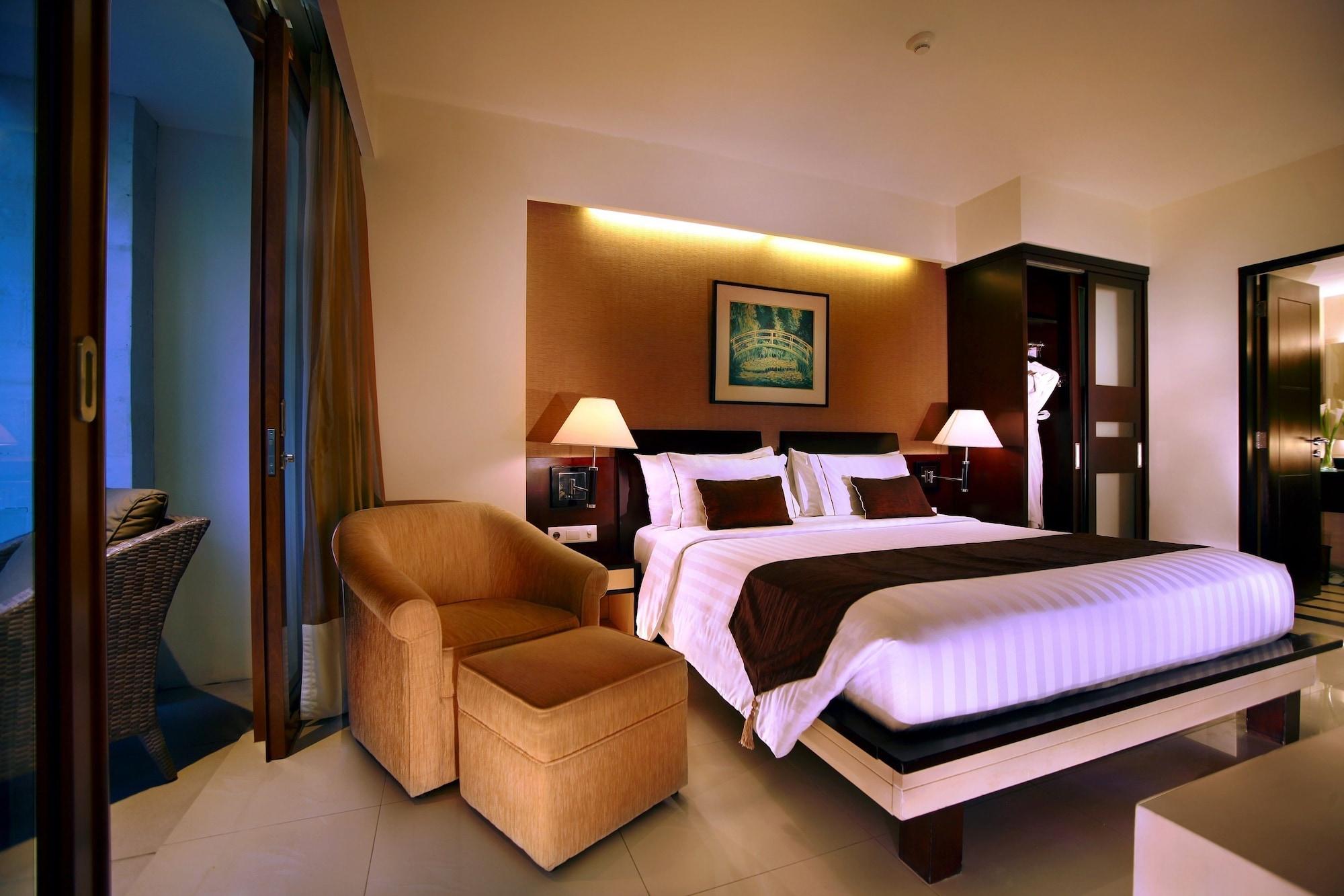 แอสตัน คูตา โฮเต็ล แอนด์ เรสซิเดนซ์ Hotel กูตา ภายนอก รูปภาพ