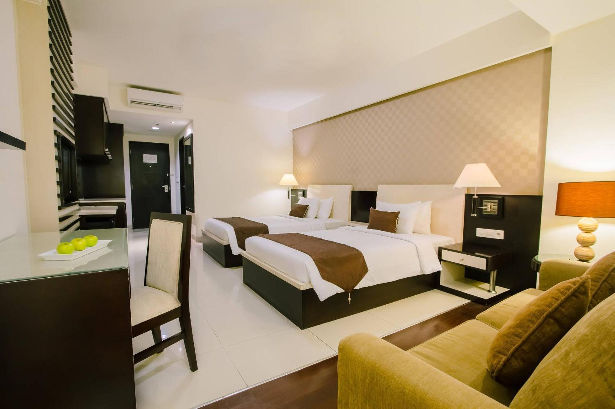 แอสตัน คูตา โฮเต็ล แอนด์ เรสซิเดนซ์ Hotel กูตา ภายนอก รูปภาพ