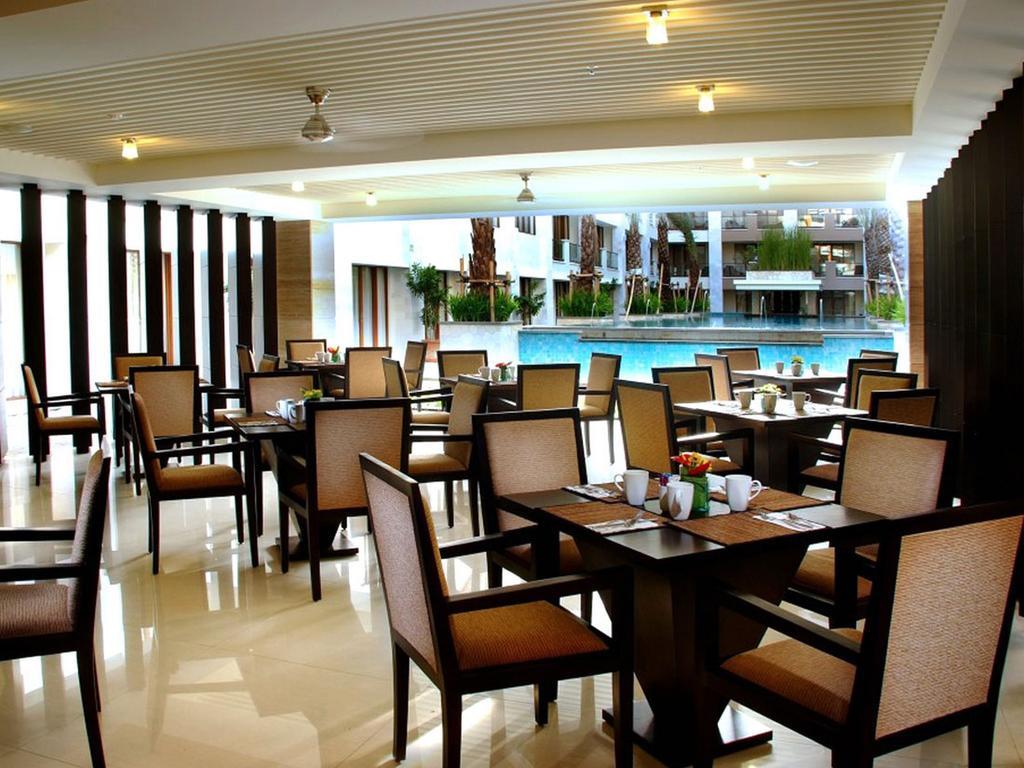 แอสตัน คูตา โฮเต็ล แอนด์ เรสซิเดนซ์ Hotel กูตา ภายนอก รูปภาพ